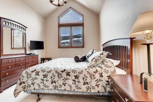 3br Townhome - Walk To Slopes
