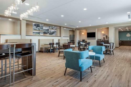 Hotel Mainstay Suites