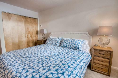 Dillon Bay #101c By Book By Owner