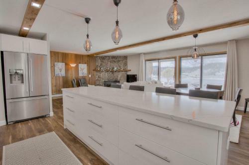 Dillon Bay #101c By Book By Owner