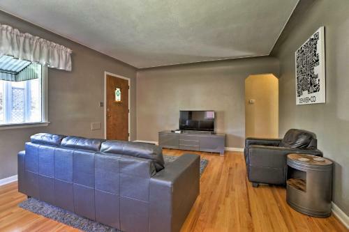 Englewood Retreat With Yard And Deck Near Downtown!