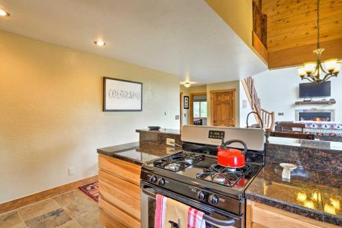 Fairplay Log Cabin With Deck And Incredible Mtn Views!