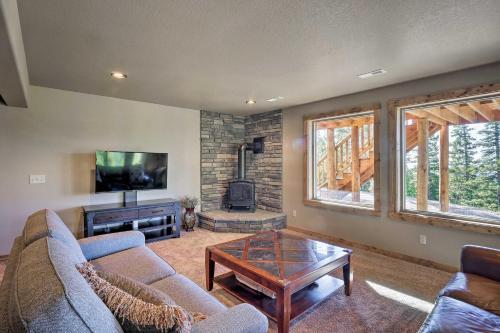 Grand Fairplay Cabin With Deck And Mountain Views