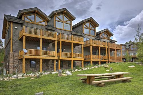 Apartamento Fraser Condo With Mtn View, Free Winter Park Shuttle