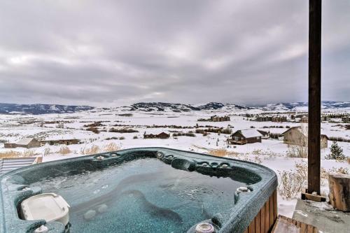 Majestic Granby Home With Hot Tub, Deck And Views!