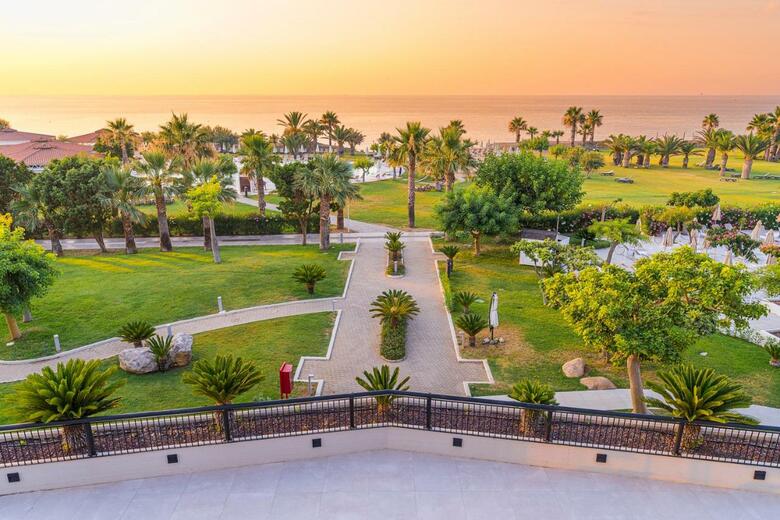 Hotel Grand Palladium Sicilia Resort & Spa