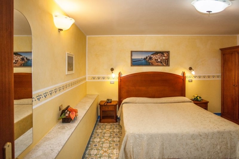 Hotel Amalfi