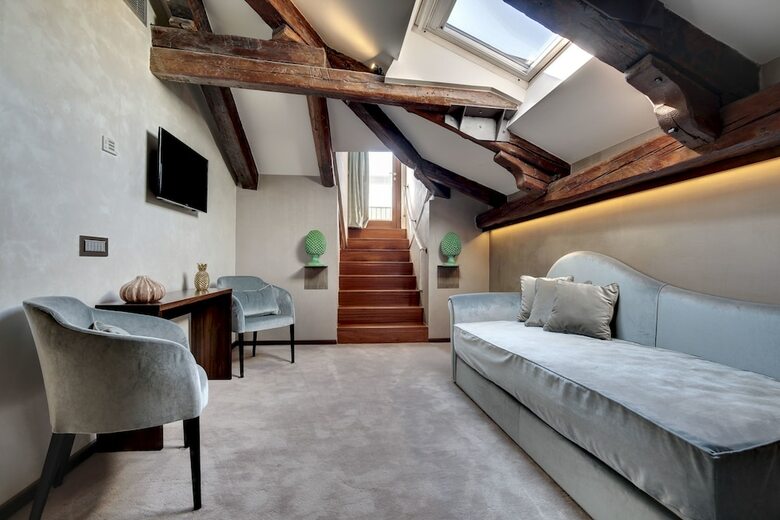 Hotel Don� Palace