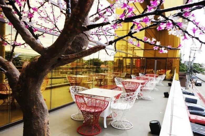 Goldberry Suites And Hotel