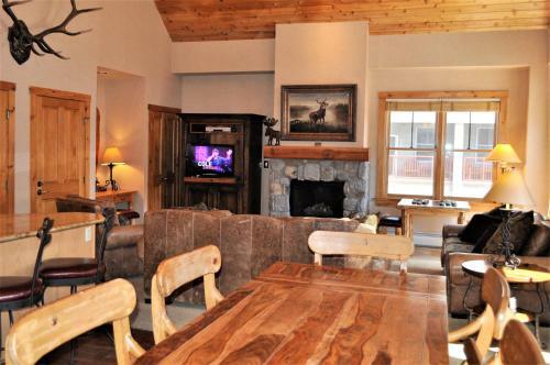 Holiday Home Buffalo Lodge Blcd