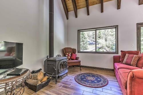 Cozy Idaho Springs Cottage With Mill Creek Views!