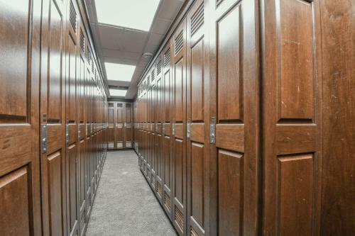 Dakota Lodge 8455