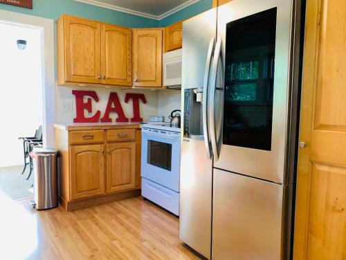 Cozy Bungalow In Downtown Loveland With Free Bikes!