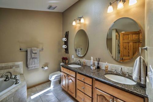 Updated Home With Mtn Views 1 Block To Downtown Ouray
