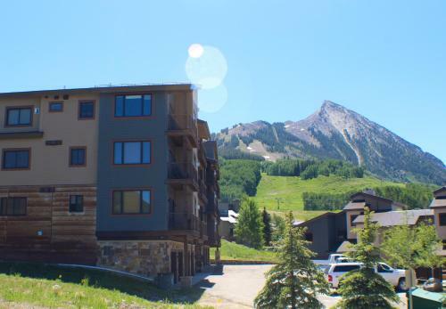 Crested Mtn North L9 (Condos And Townhomes)