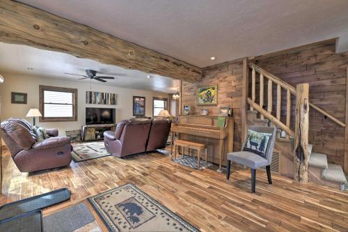 Updated Mtn Home With Deck On Uncompahgre River
