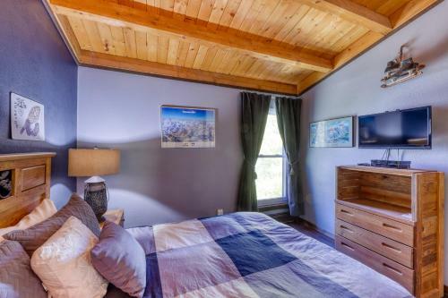 Treehouse F307