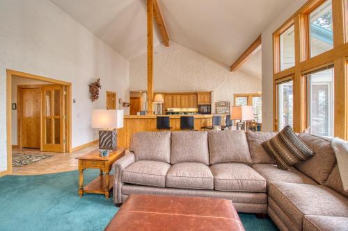 Red Hawk Retreat
