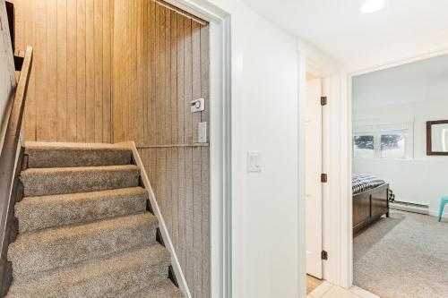 Poplar Mountain Guest House