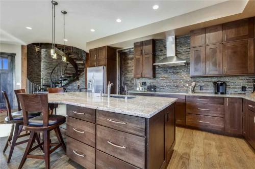Summit Vista Home