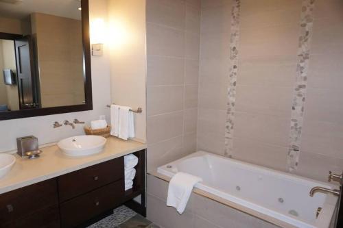120 Carriage Way #2204