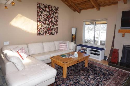 35 Lower Woodbridge Rd Z196