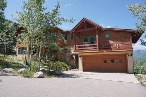 24 Little Ln (203048-9004) Home