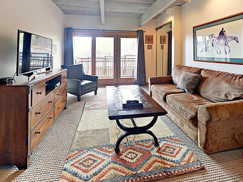 Timberline Condominium Studio Unit 214