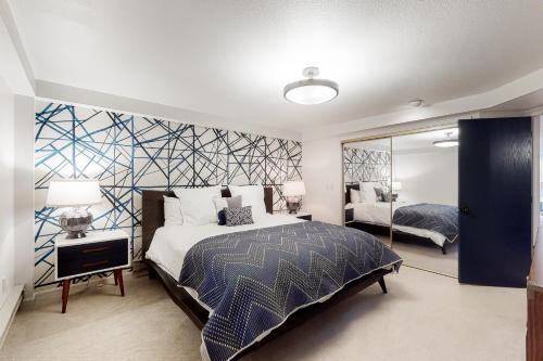 Torian Plum Plaza 507