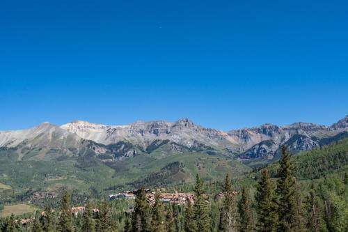 Cassidy Ridge Condos