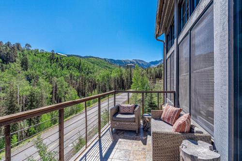 Cassidy Ridge Condos