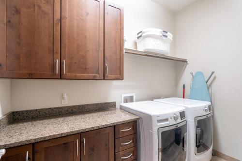Cassidy Ridge Condos