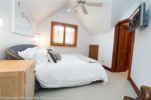 Aspen Ridge 16 - A Peakside Condominium
