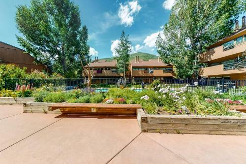 Perfect Pitkin Creek Condo