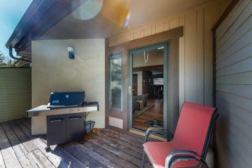 West Vail Condo Retreat
