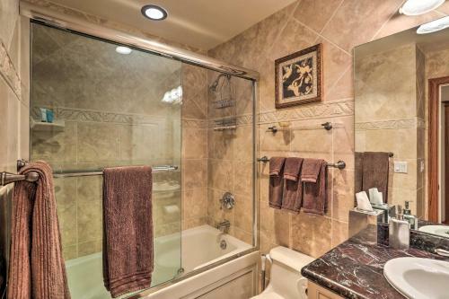 Apartamento Updated Condo Walk To Vail Village And Ski Shuttle!