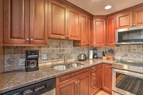 Apartamento Updated Condo Walk To Vail Village And Ski Shuttle!