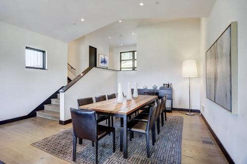 Apartamento Luxury Seclusion-stunning Mtn Views-access To Base Amenities Duplex