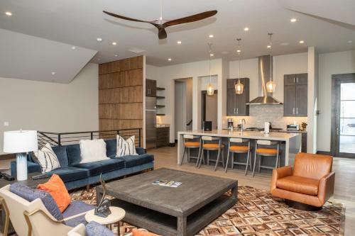 1242 Westhaven Circle Townhouse