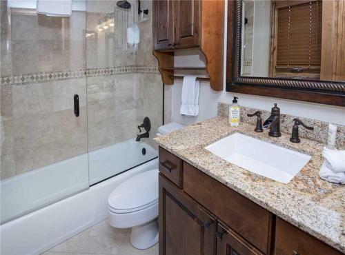 Apartamento 445 Timberfalls Court Condo