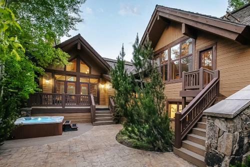 Lupine Drive Luxury