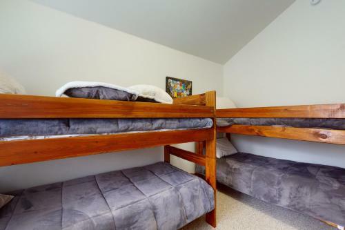 Spruce Park 4515f