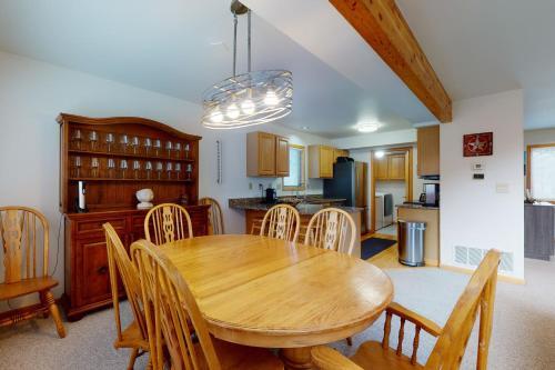 Spruce Park 4515f