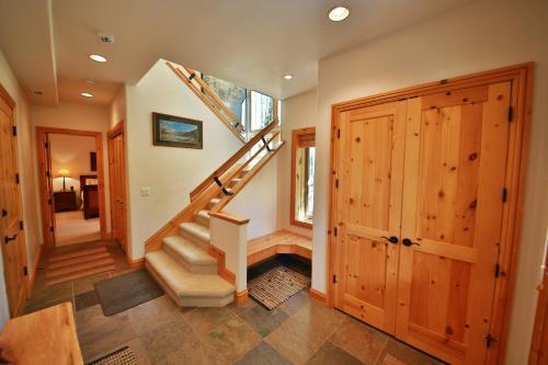 Timber Lake Way 491