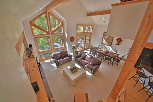 Timber Lake Way 491