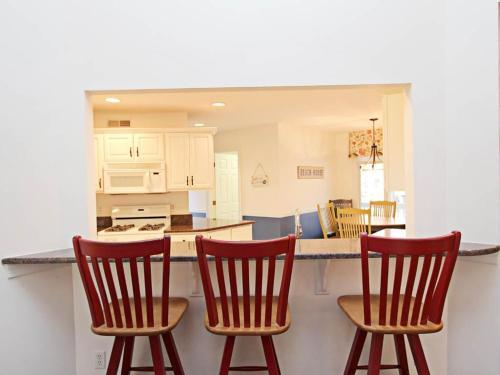 Bethany West - 526 Doral