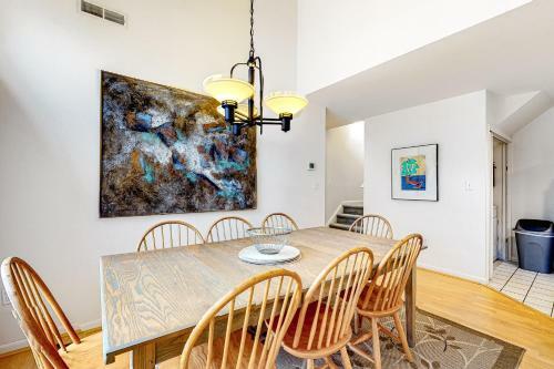 Sea Colony - 53063 Lakeshore