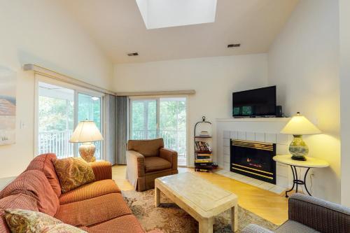Sea Colony - 53063 Lakeshore