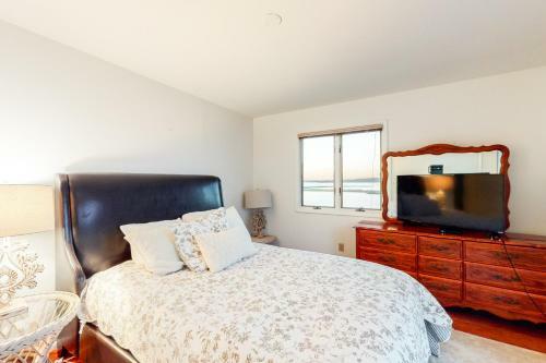 Seatowne - 36896 Bayside