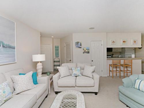 Sea Colony Tall Pines II